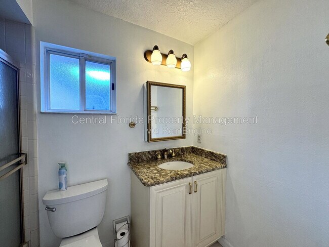 Building Photo - 2939 Hanover Ct