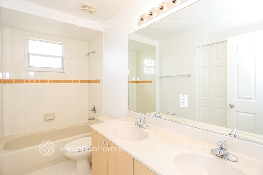 Building Photo - 13024 NW 13th St