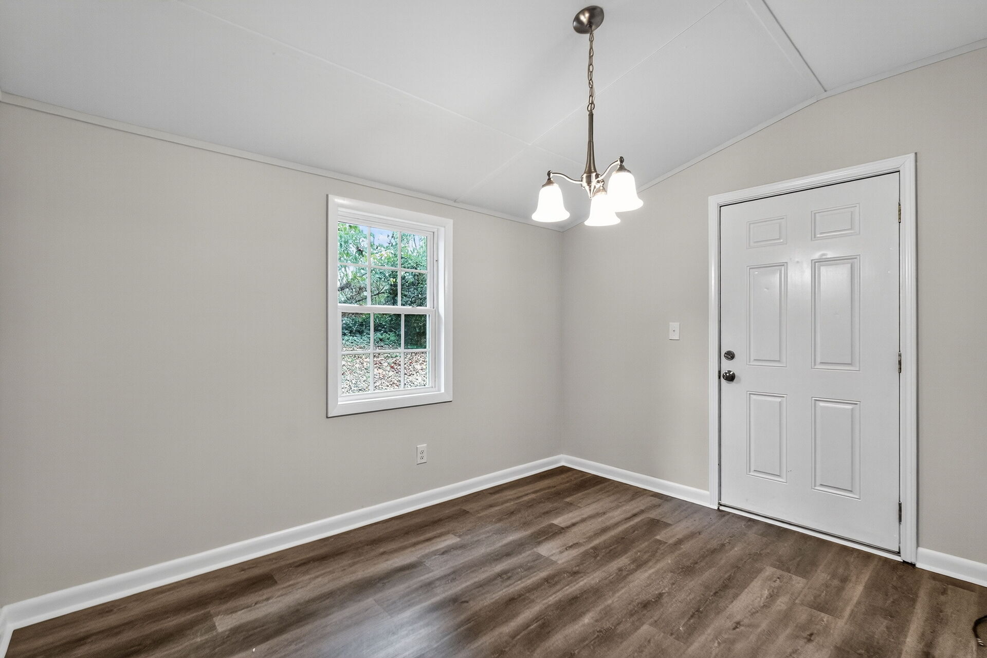 Building Photo - 517 Cooper Rd