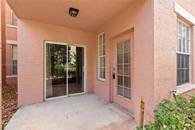 Building Photo - 1309 Belmont Pl