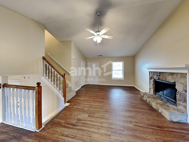 Building Photo - 32 Alston Ln SW