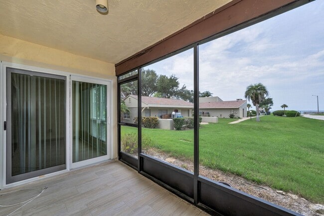 Building Photo - Gulf View Condo