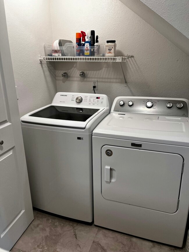 Building Photo - 13806 NW 10th Ct