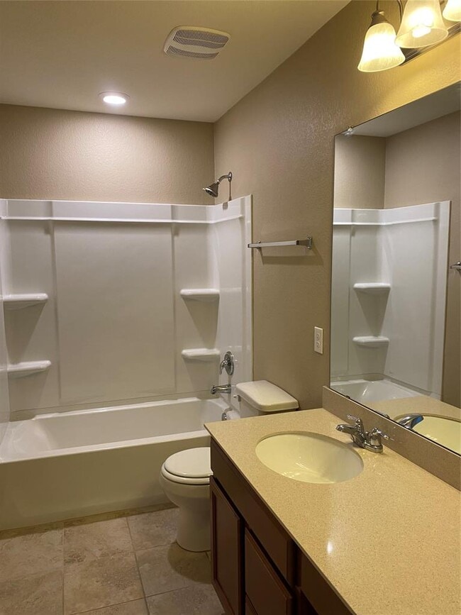 Building Photo - 1729 Arial Dr