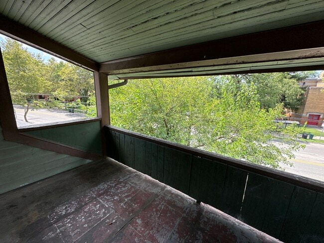 Building Photo - 1186 Neil Ave