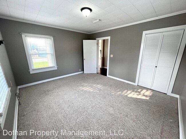 Building Photo - 3 br, 2 bath House - 109 N Broadway St
