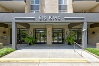 Building Photo - 619 King St