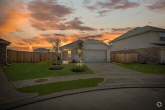 Building Photo - 5007 Stratton Ln