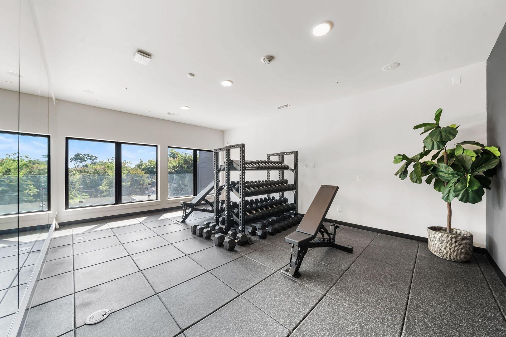 Building Photo - 2623 Keene St