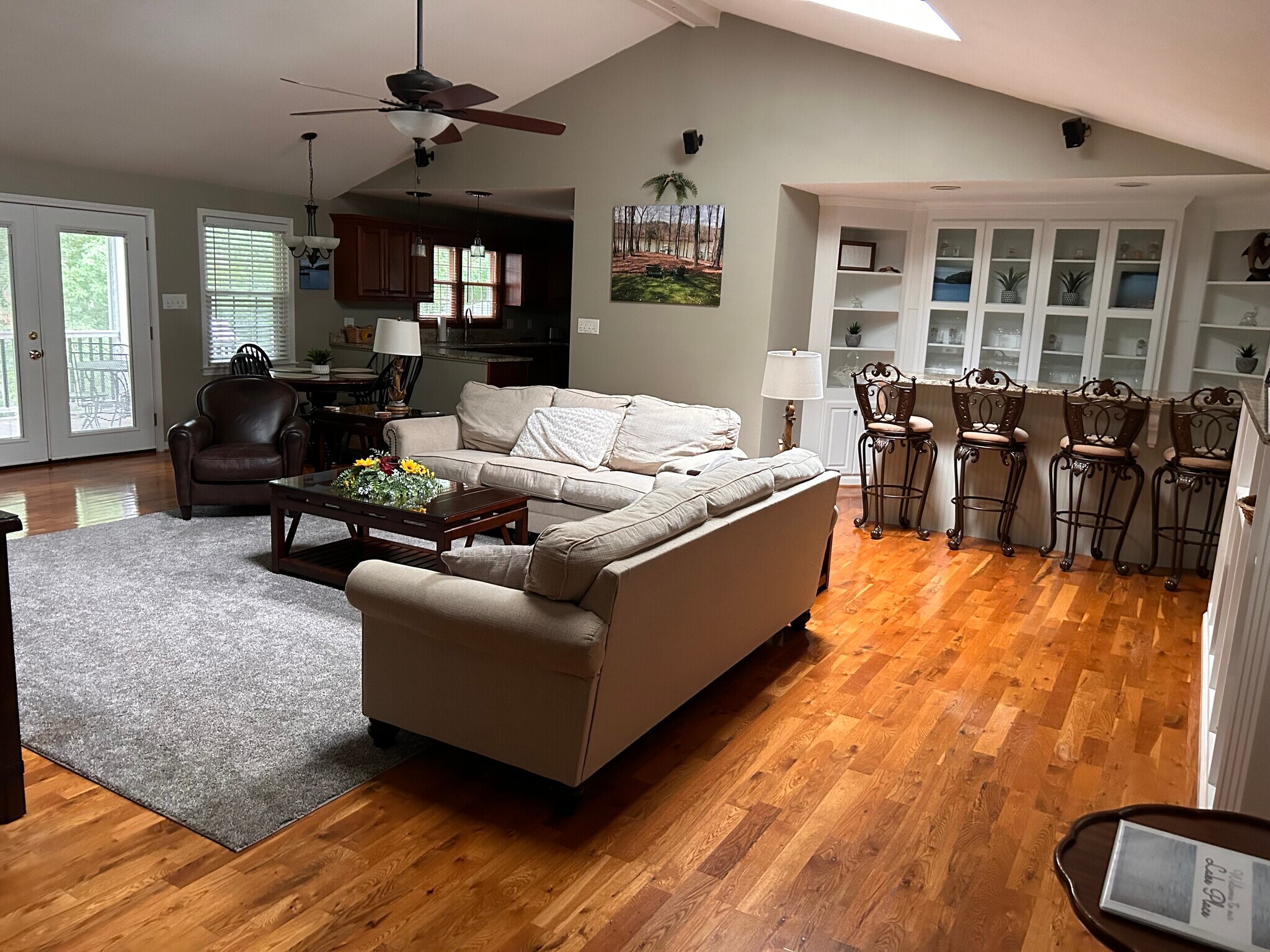 Building Photo - 214 Indian Trl