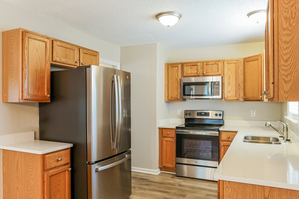 Building Photo - 412 Birdsong Way
