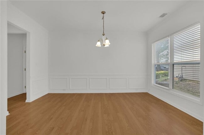 Building Photo - 3335 Briaroak Dr