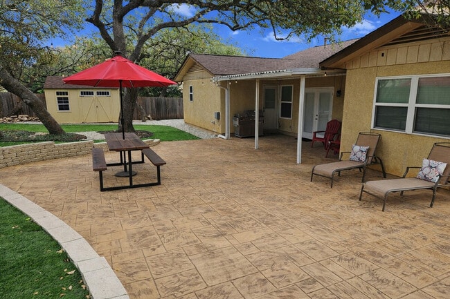 Building Photo - 8411 Brixton-SI ID1386179P