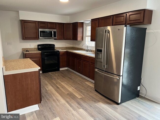 Building Photo - 2504 Butlers Chapel Rd