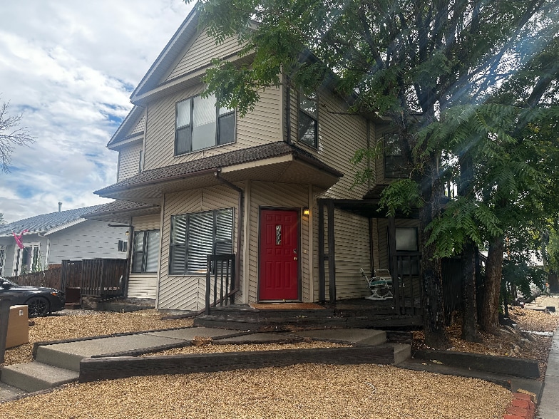 Primary Photo - 1301 Rood Ave
