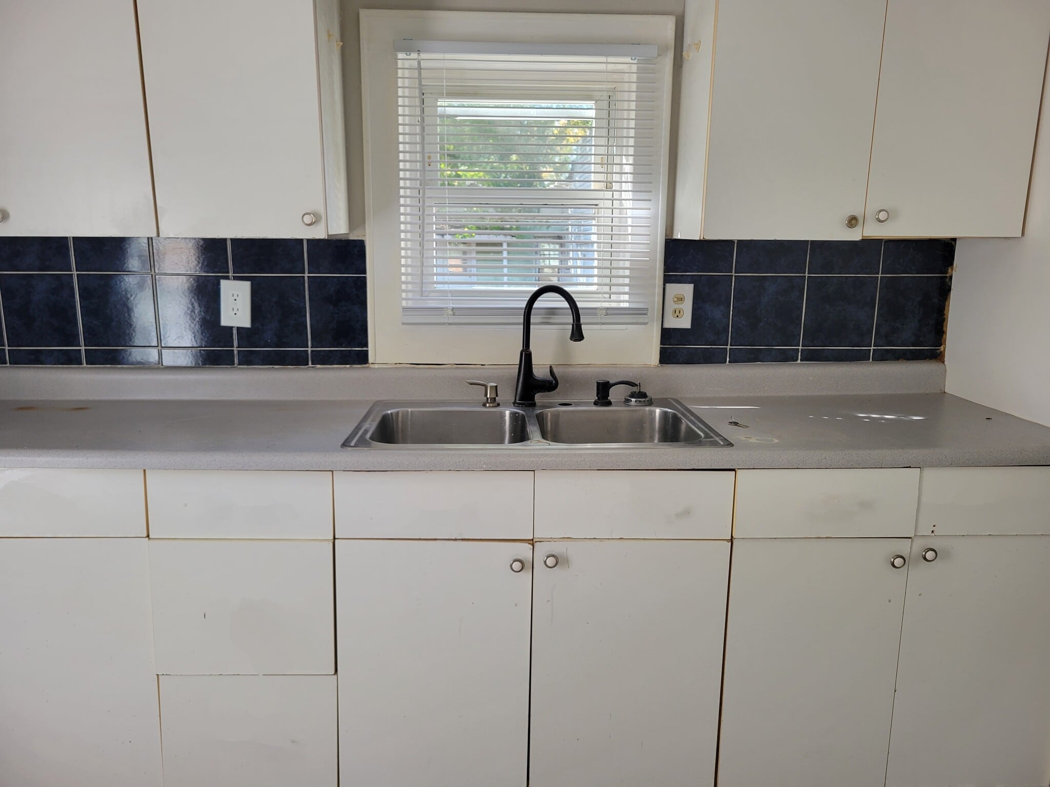 Building Photo - 479 N Eureka Ave