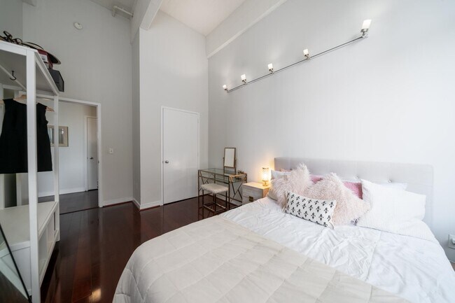 Building Photo - 1500 Washington St