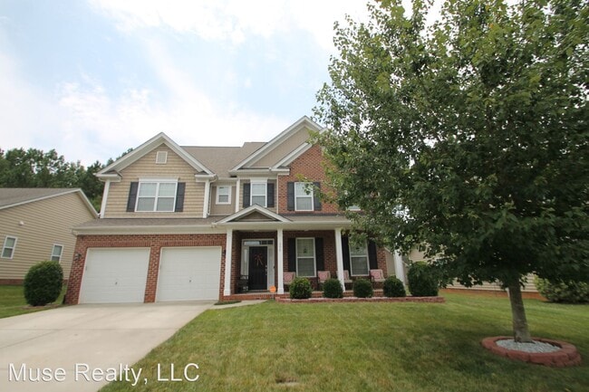 Primary Photo - 7 br, 4 bath House - 695 Hicklin Drive