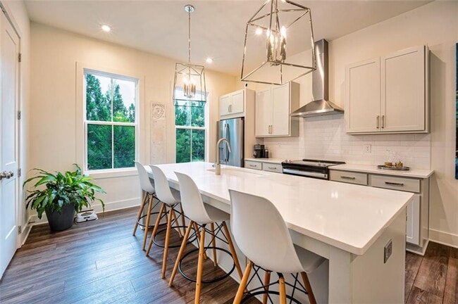 Building Photo - 305 Dilbeck Cir