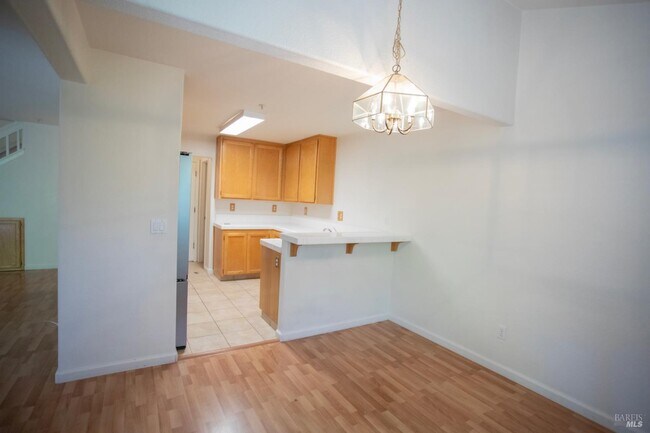 Building Photo - 1549 Monarch Pl
