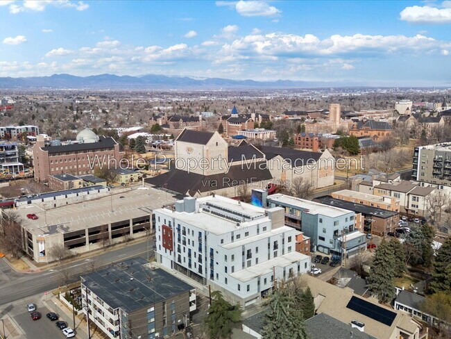 Building Photo - 2374 S University Blvd