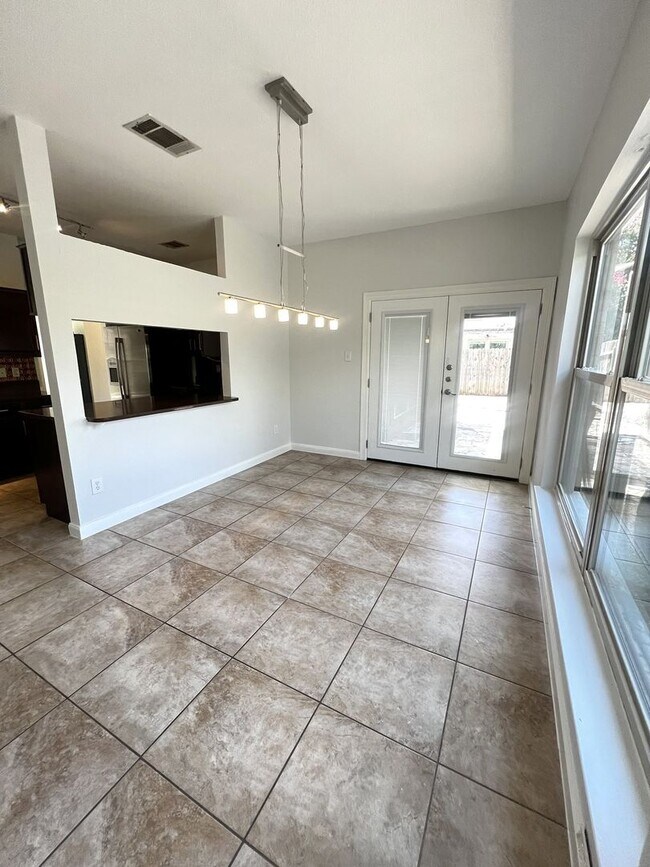 Building Photo - Wonderful 3-bedroom Home in Harris Branch