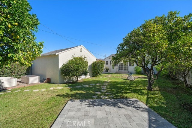 Building Photo - 1301 N Avon St