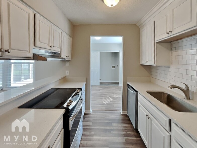 Building Photo - 6477 Sierra Dr