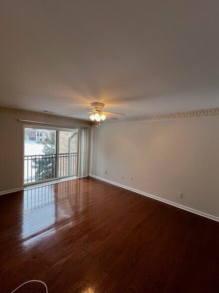 Building Photo - 18411 University Park Dr