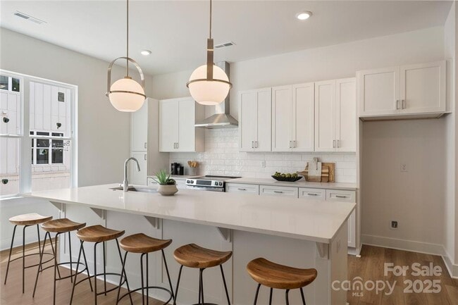 Building Photo - 3405 Holabird Ln