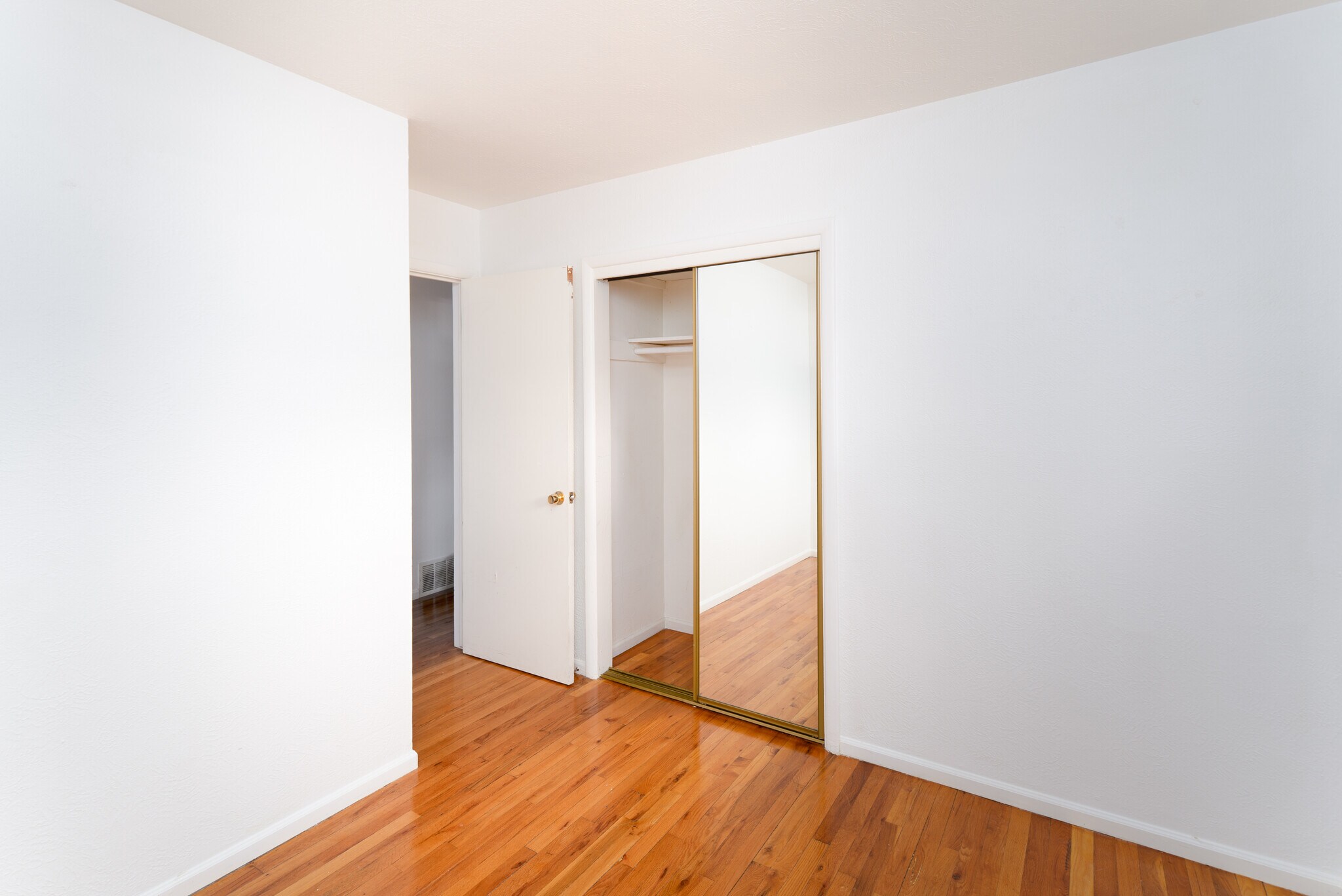 Building Photo - 1238 Janes Ln