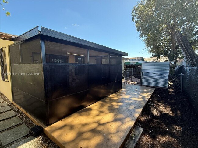 Building Photo - 1048 NW 32nd Pl