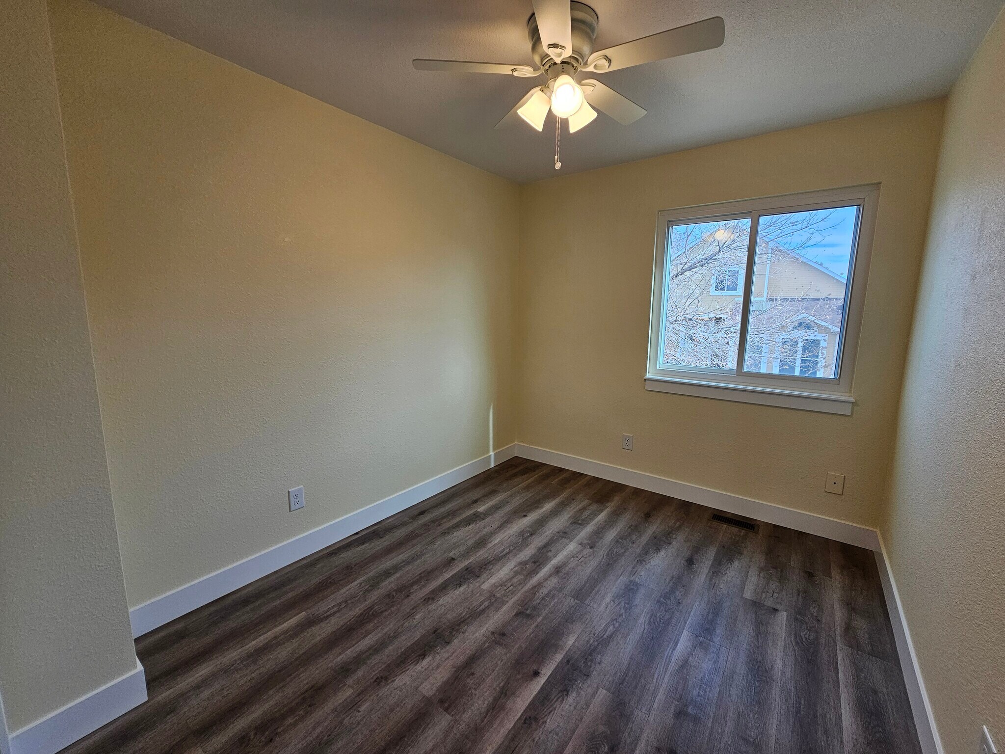 Building Photo - 5875 Granby Hill Dr