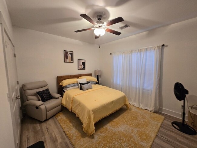 Building Photo - 4034 Waterfield Ln