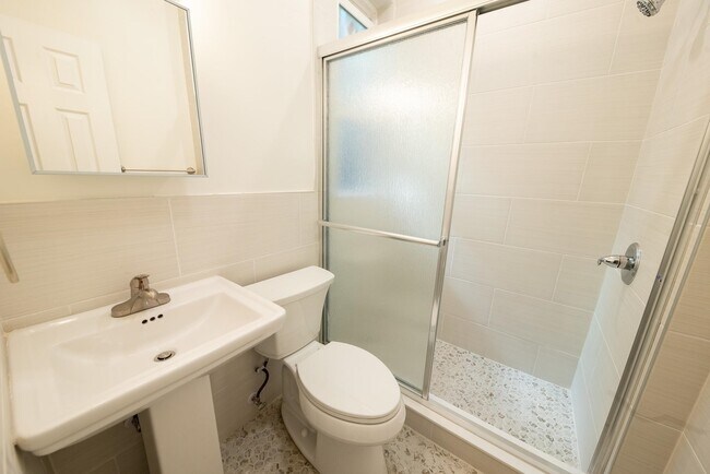 Building Photo - 7723 Bergenline Ave