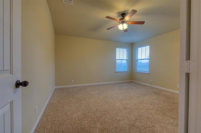 Building Photo - 8608 White Ibis Dr