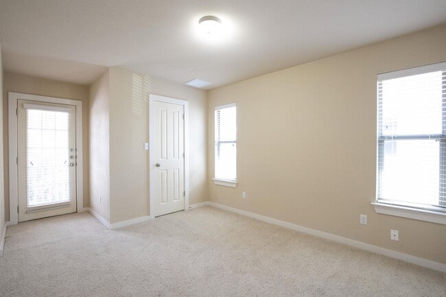 Building Photo - 4528 Credo Lane