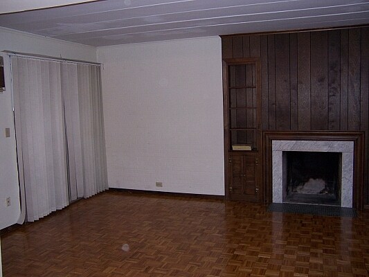 Building Photo - Shashi's Apartment Homes