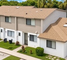 Building Photo - 184 W Sandalwood Ct