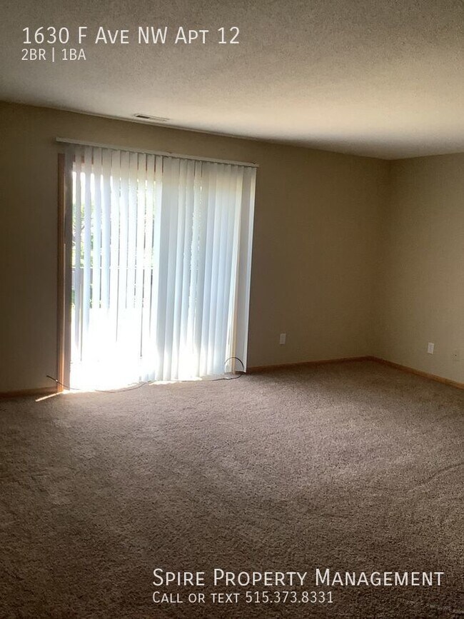 Building Photo - $99.00 deposit!!! NW Large 2 bedroom 1 bat...