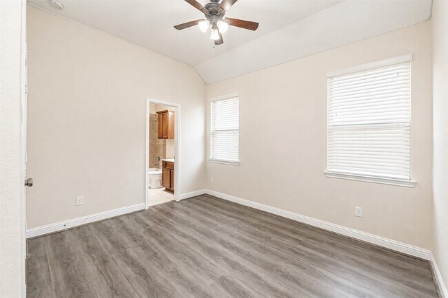 Building Photo - 1722 Dominion Heights Ln