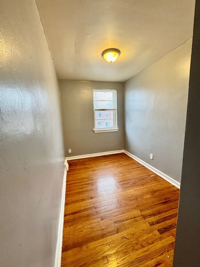 Building Photo - Spacious 3-Bedroom Home in Cedar Park – Av...