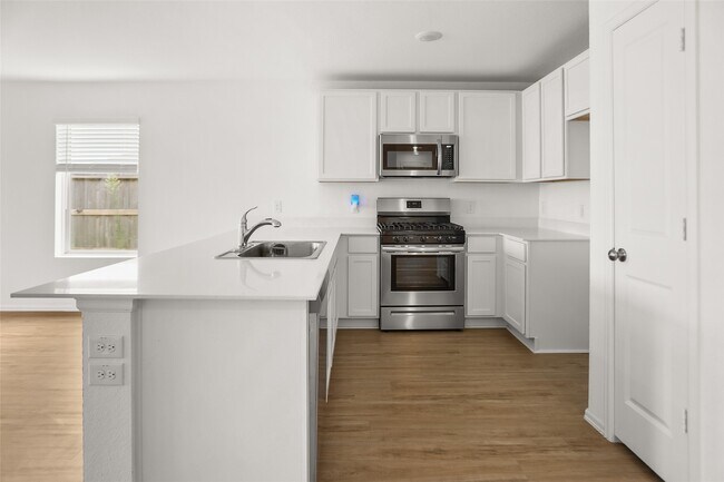 Building Photo - 4627 Sterling Pr Trl