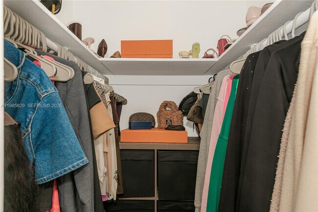 Building Photo - 3001 S Ocean Dr