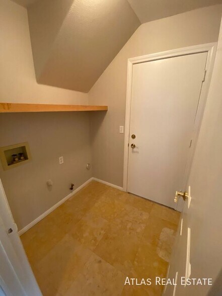 Building Photo - 8700 Texas Bronco Ave