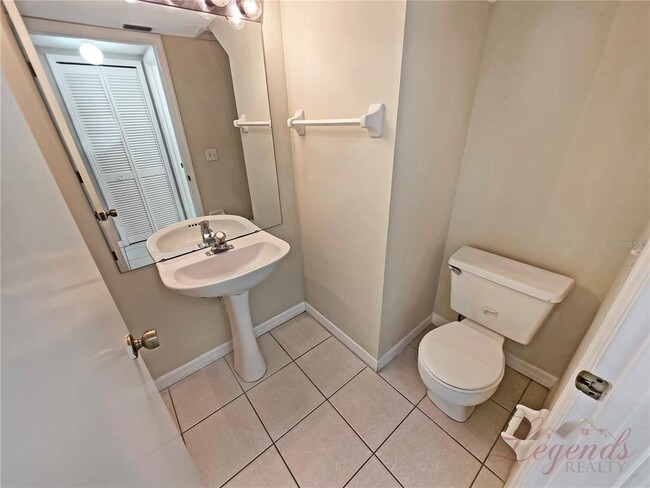 Building Photo - 1612 Slash Pine Pl