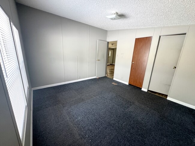 Building Photo - 1595 Venson Rd