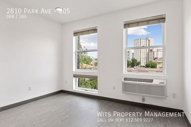 Building Photo - 2810 Park Ave