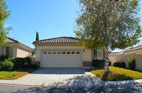 Building Photo - Resort Style Living In Lovely Solera Oaks