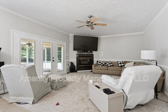 Building Photo - 203 Water Fowl Dr